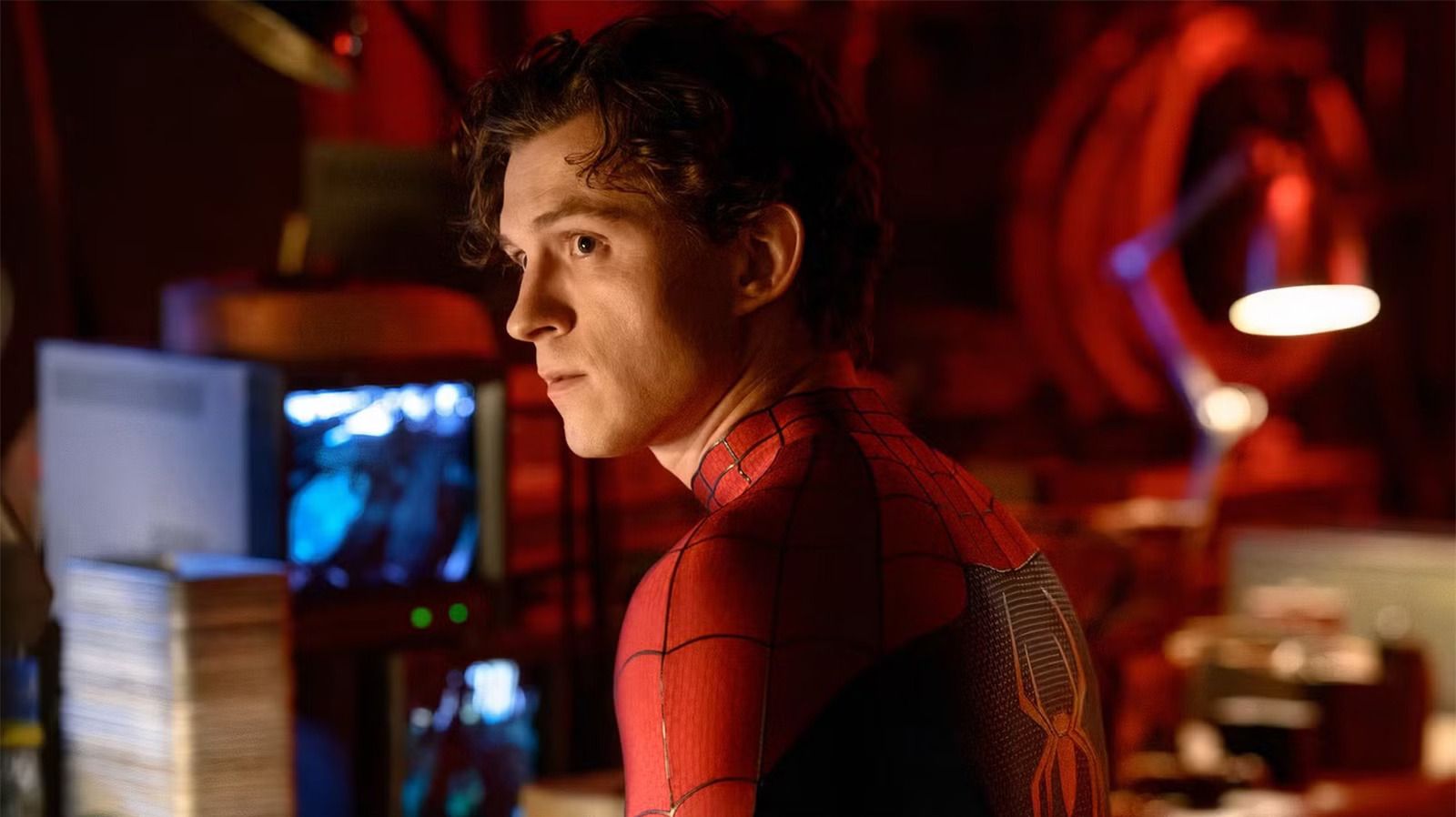 Featured image Miles Morales and SpiderMans Plot Connection Investigation