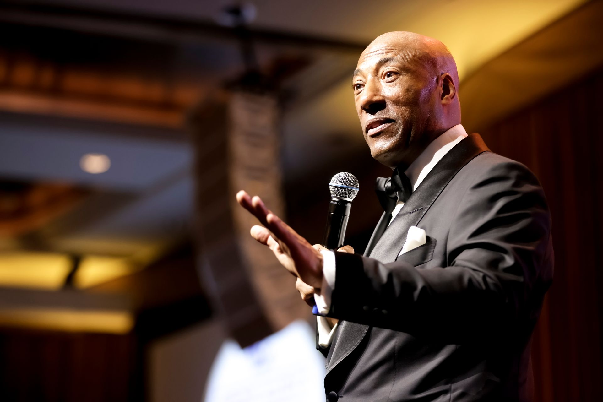 Featured image Byron Allen cuts BuzzFeed staff by 35