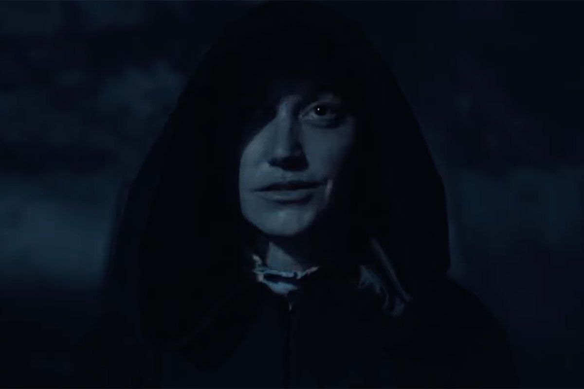 Featured image Maika Monroe in Victorian Psycho Full Trailer