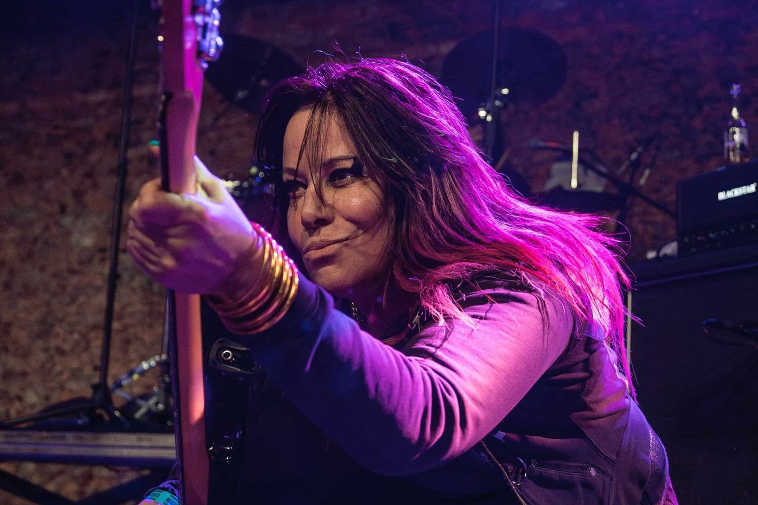 Featured image L7 Bassist Jennifer Finch Dies After Brain Cancer Battle