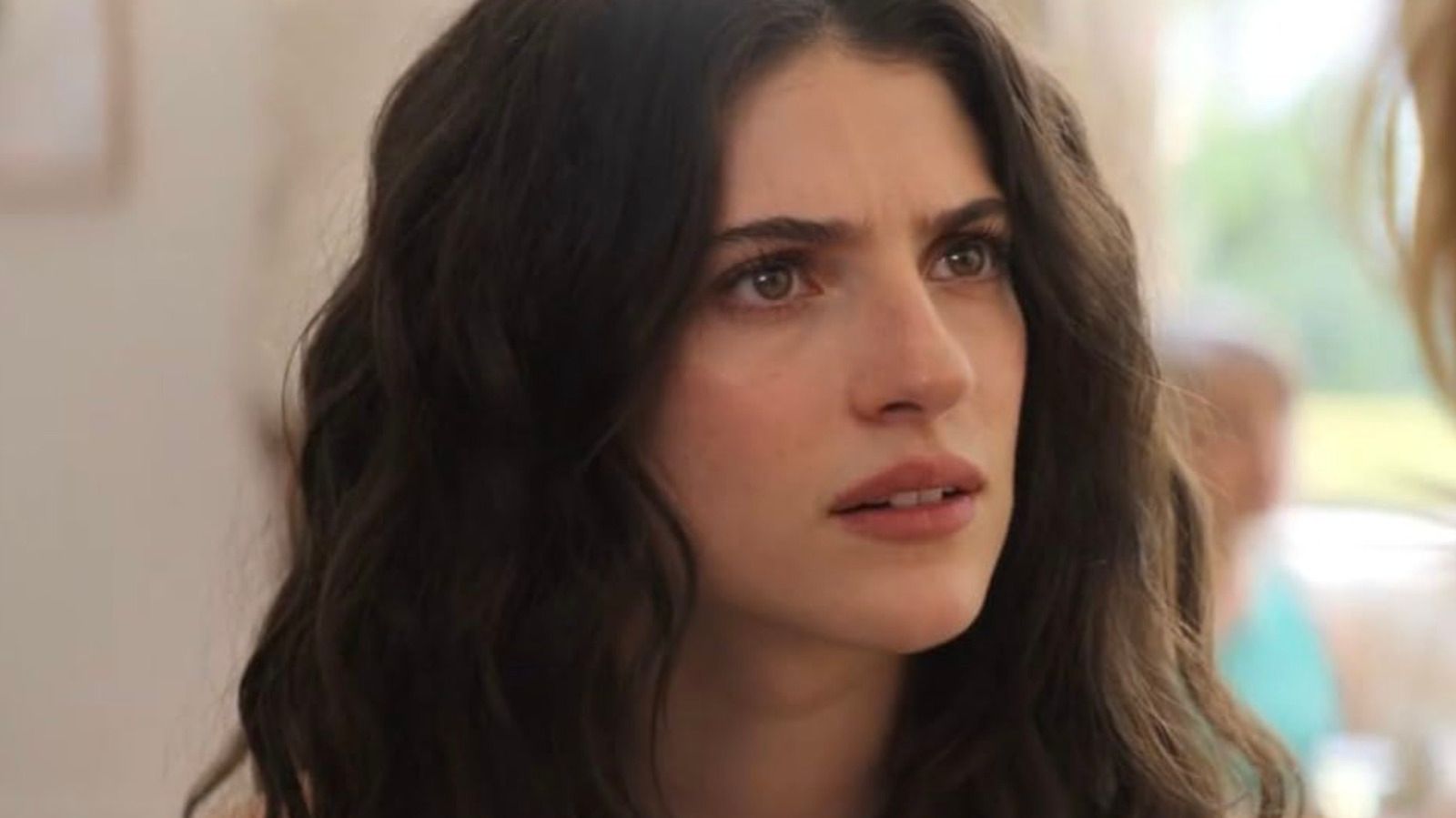 Featured image Who plays Annie Jacobson in Sterling Point