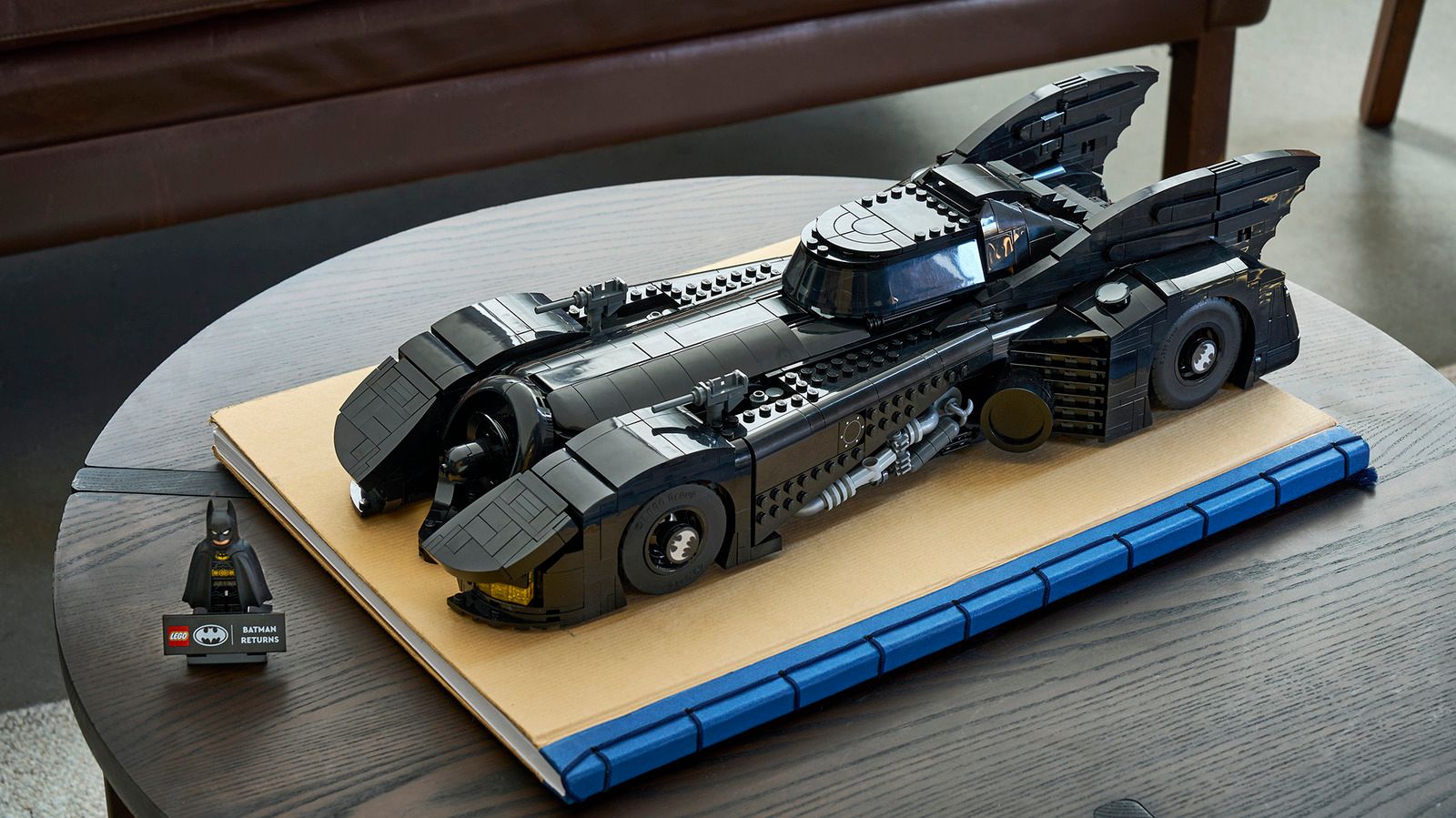 Featured image LEGO Batmobile transforms into Batmissile