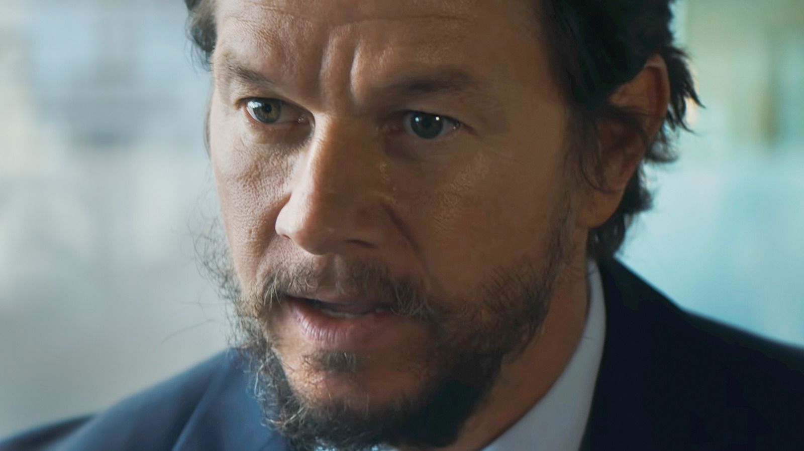 Featured image Mark Wahlbergs Dog Adventure Movie Streamed on Netflix