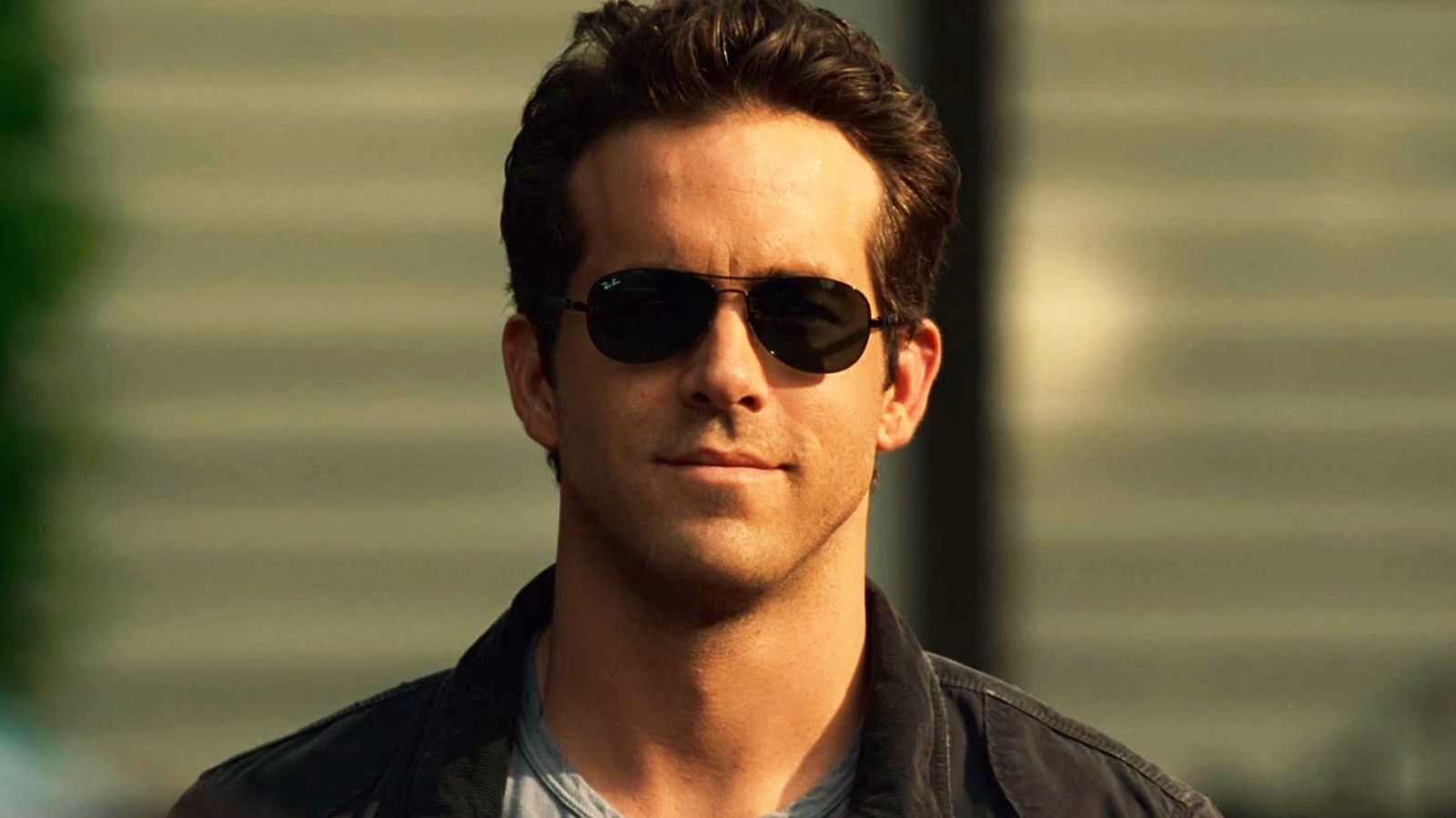 Featured image Reynolds Flop is an HBO Max Streaming Hit