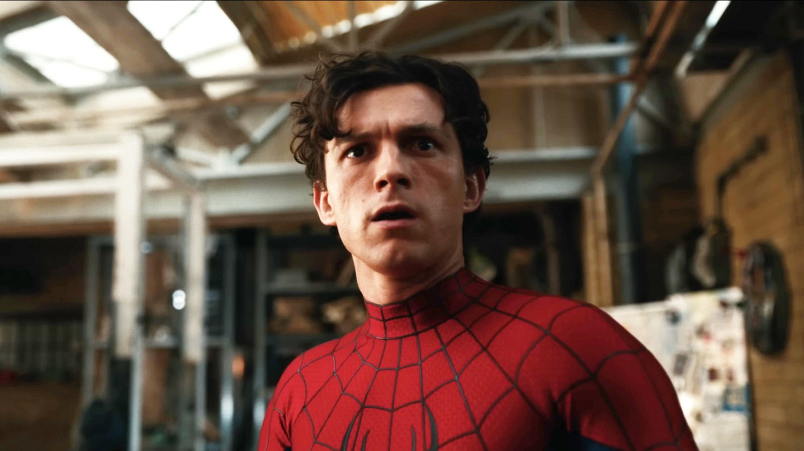 Featured image Tom Hollands SpiderMan Shatters Box Office Records