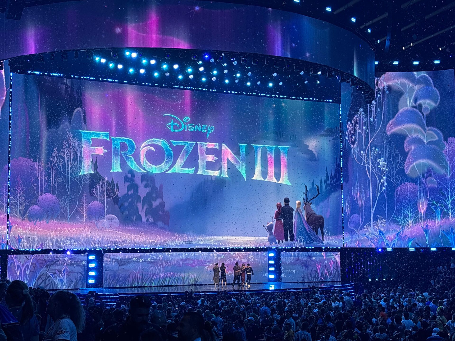 Featured image Frozen 3 reveals Annas marriage Olafs romance and a new villain