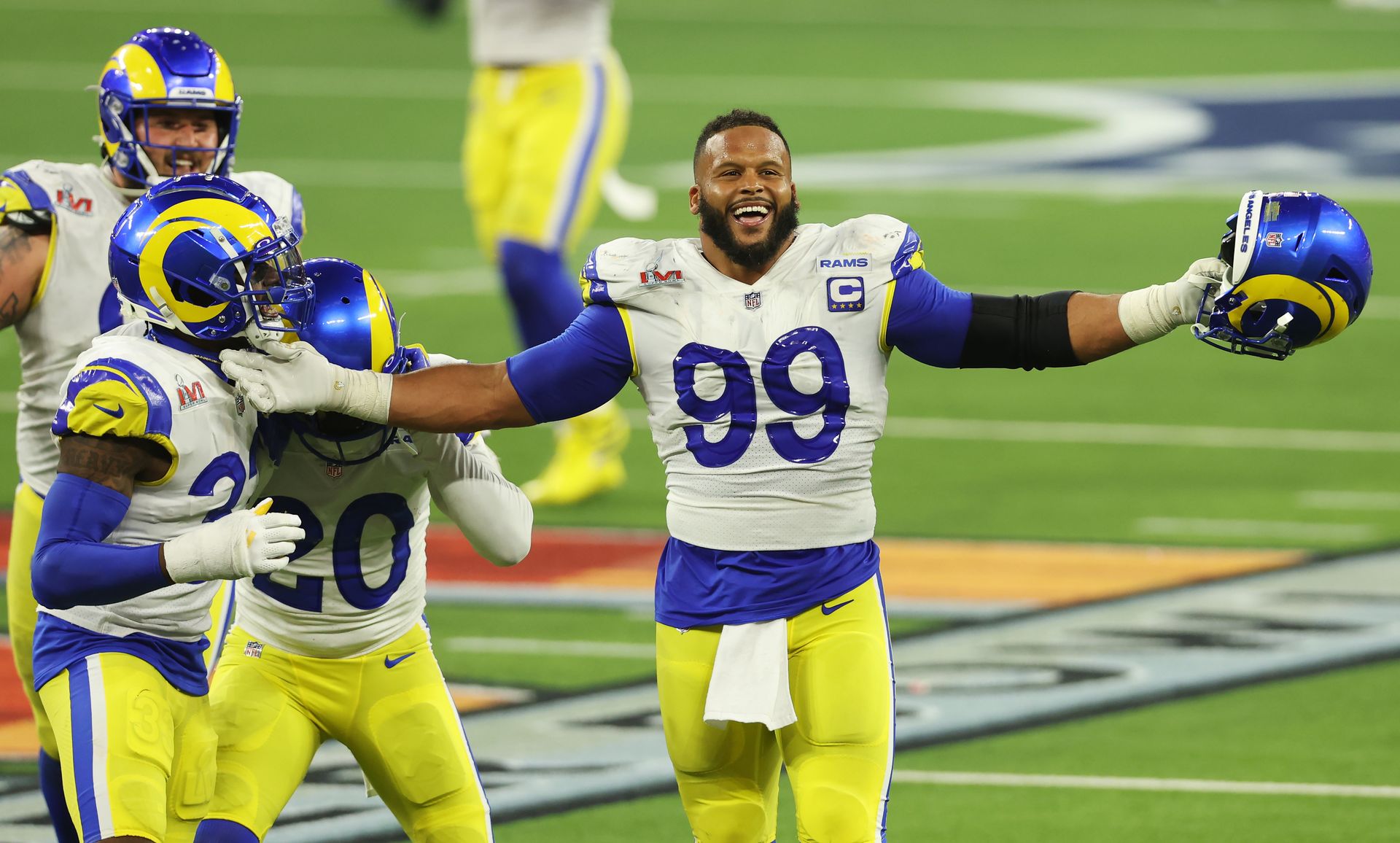 Featured image Aaron Donald Back Rams Fight for Super Bowl