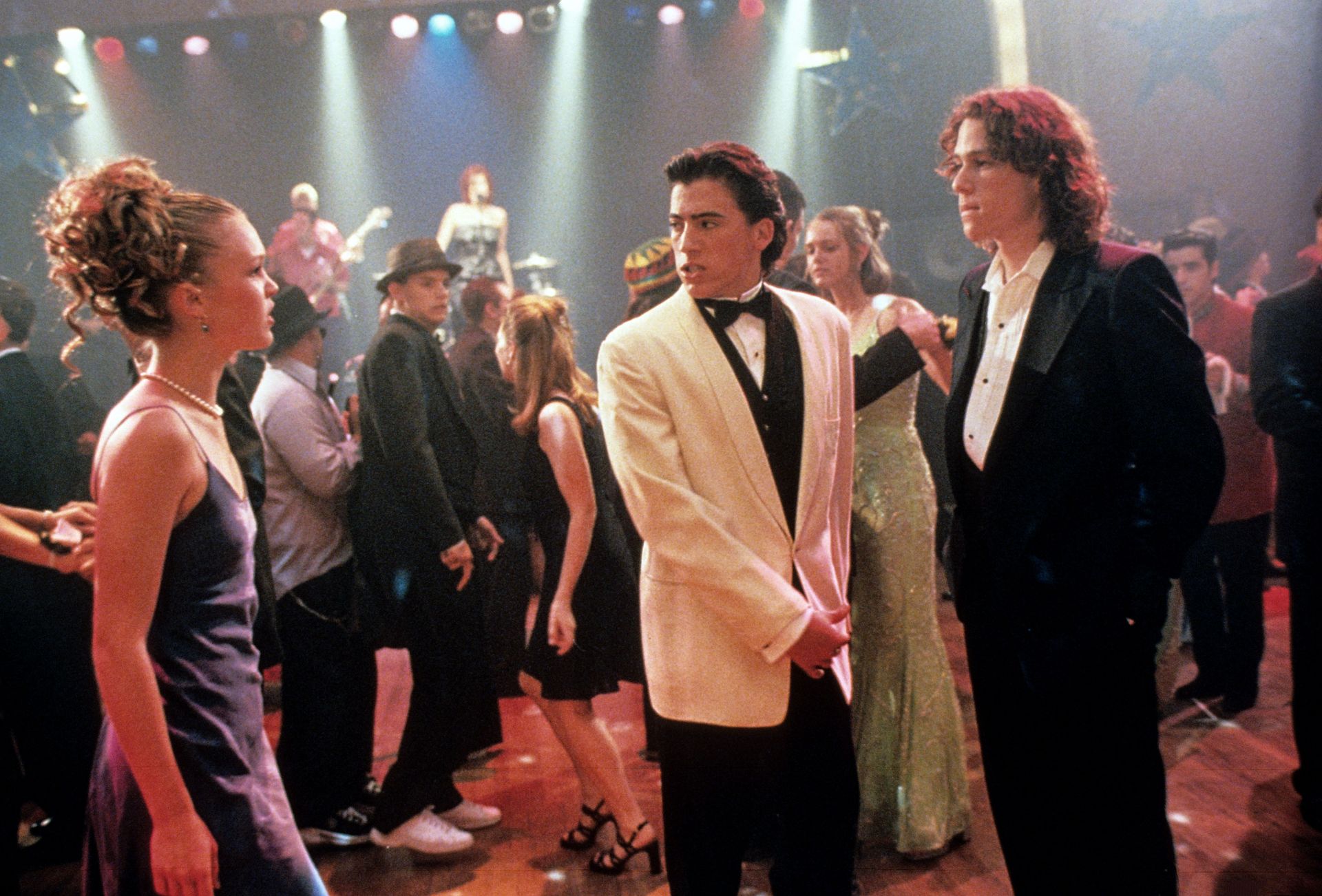 Featured image Lena Dunham  CRJ bring 10 Things I Hate About You to Broadway in 2027