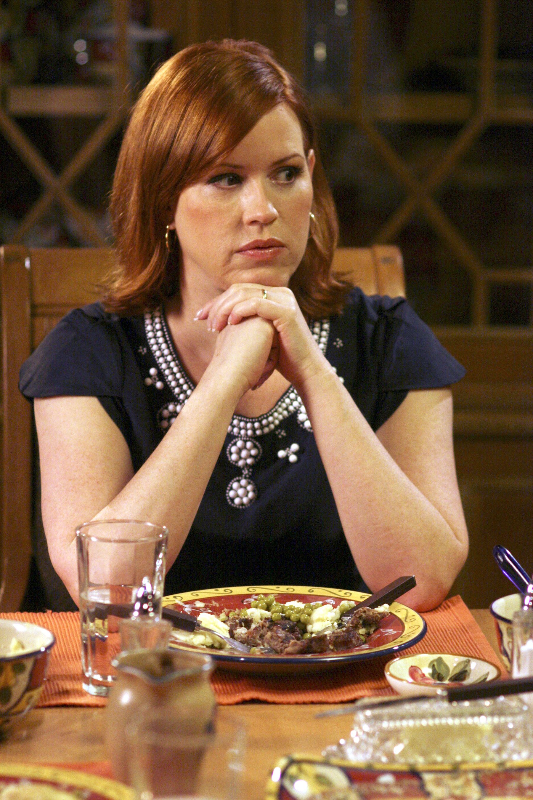 Featured image Molly Ringwalds worst job on Secret Life of the American Teenager