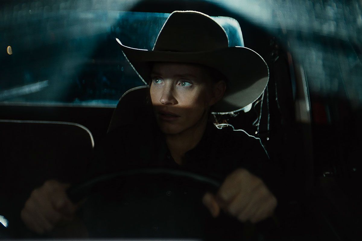 Featured image Chastain and Hedlund in Heartland Photos