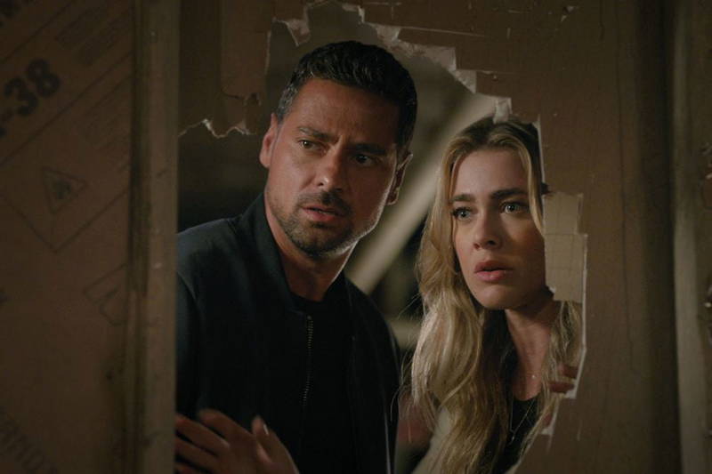 Featured image Netflix brings Manifest as a spinoff of Arrivals