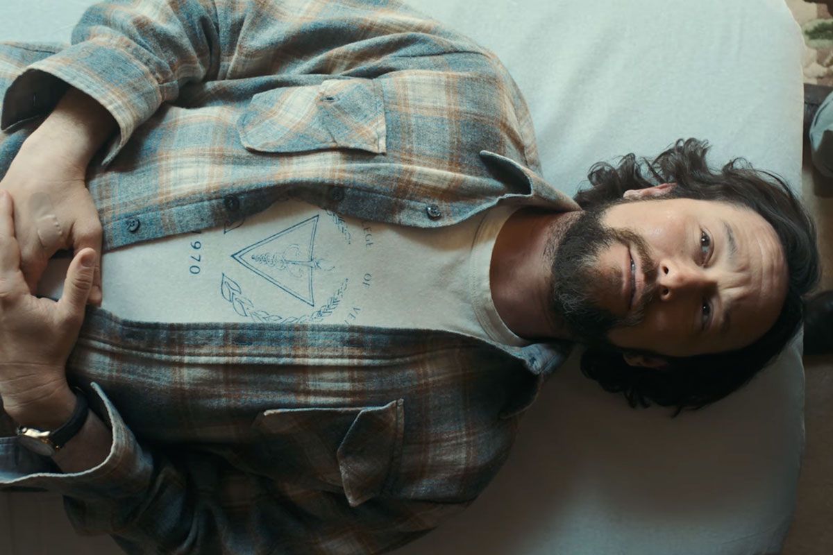 Featured image GordonLevitt and Dynevor in Pendulum Teaser
