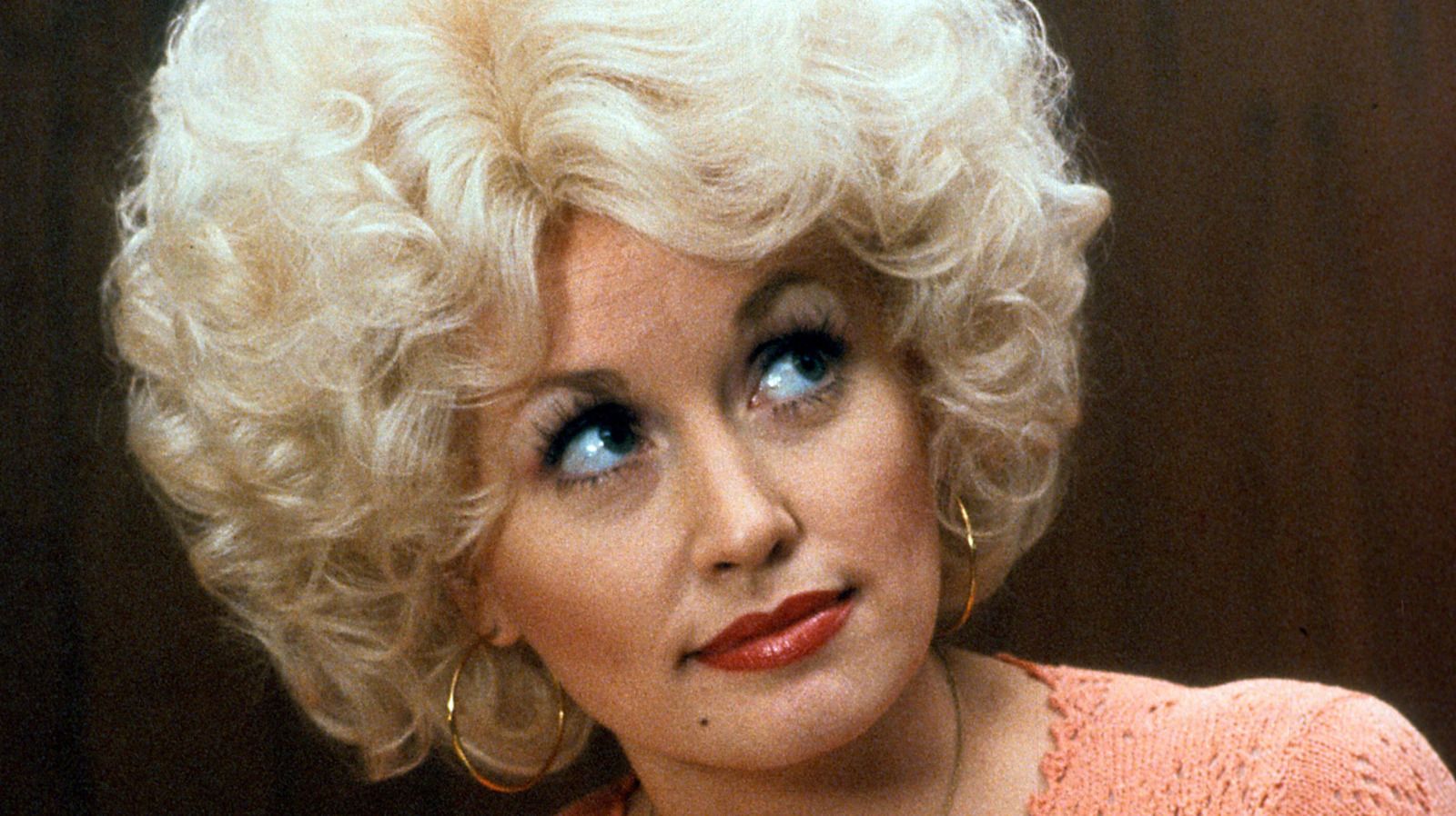 Featured image Dolly Parton classic comedy finds new fans on Netflix