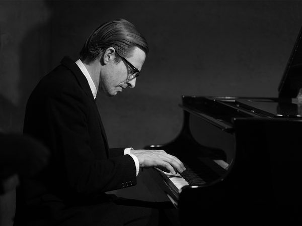 Featured image Bill Evans review a devastating jazz elegy