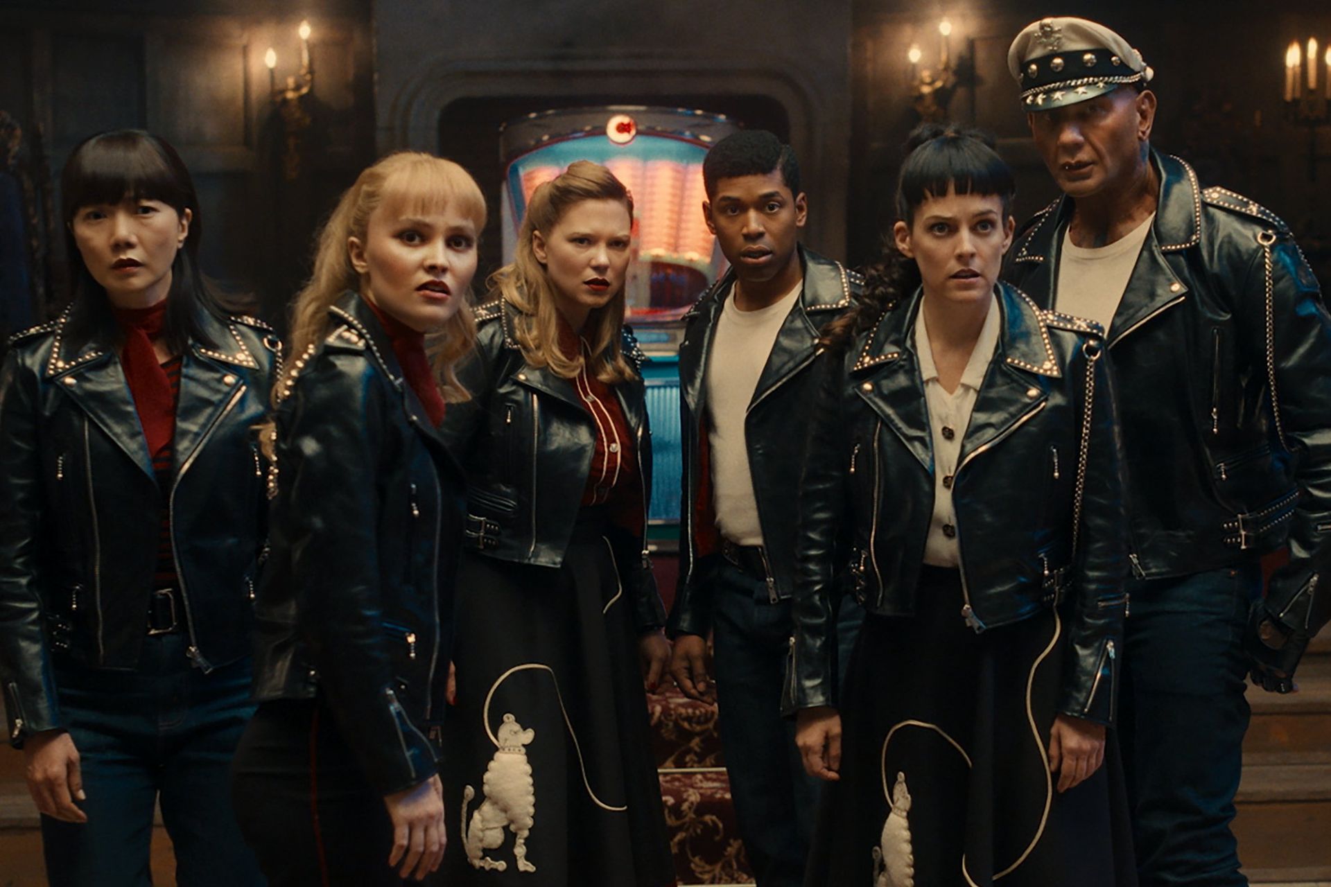 Featured image Cate Blanchett  Chris Pine Play Space Aliens in Goofy SciFi Spoof