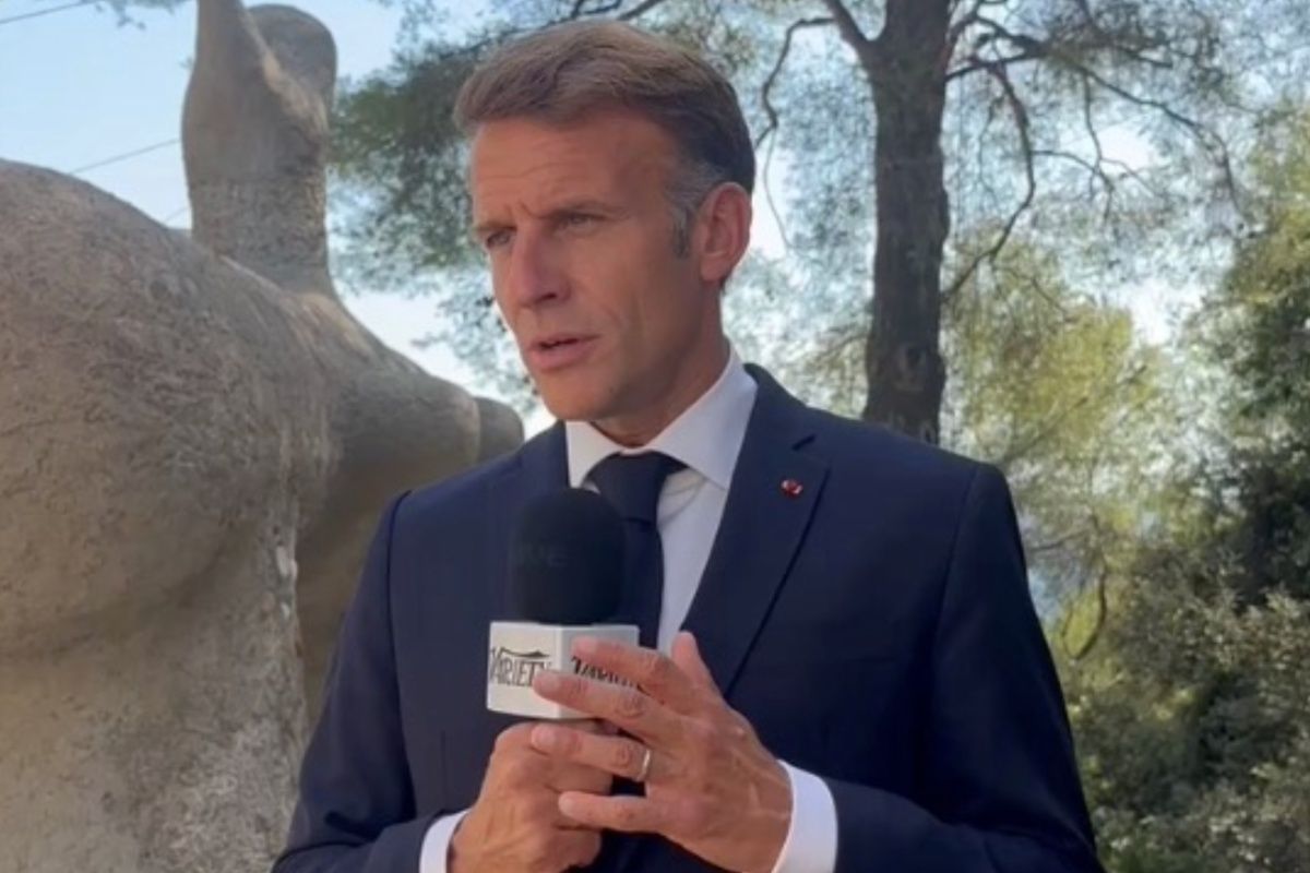 Featured image Macron calls YouTube to fund content and warns of cultural threat