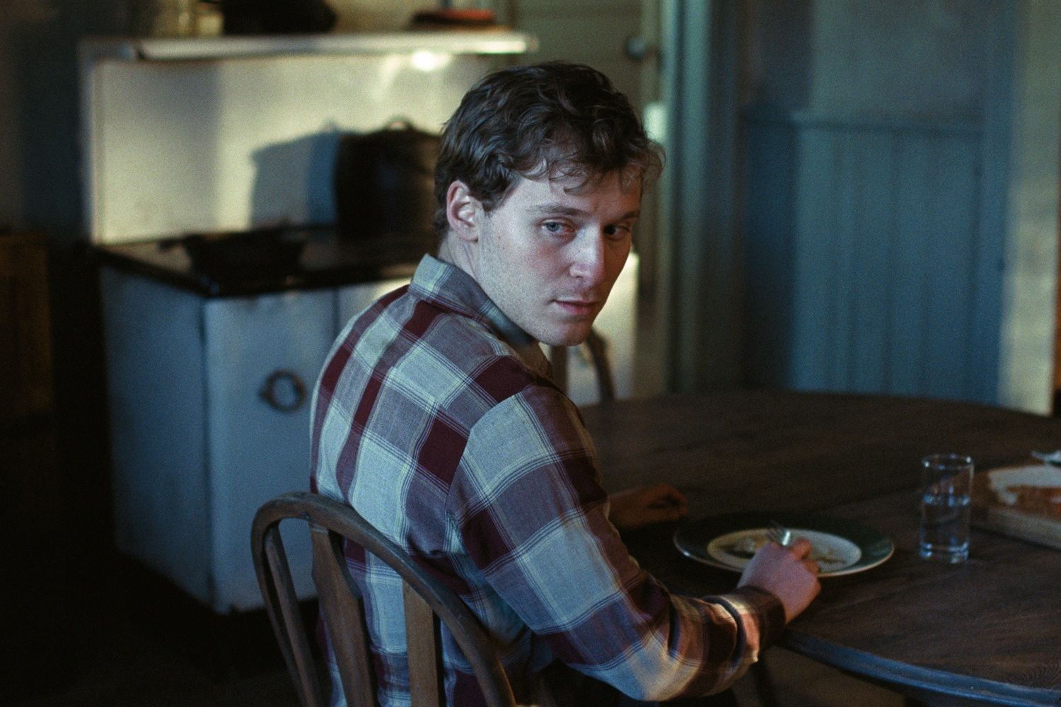 Featured image Telluride Toasts Haighs A Long Winter Roles for Balfe and Hechinger