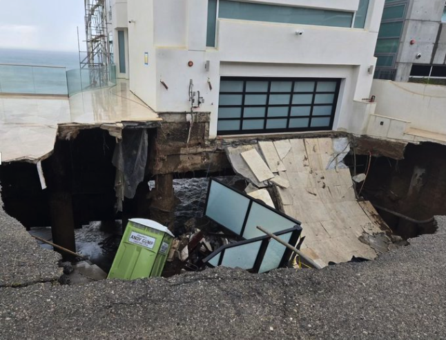 Featured image Malibu Sinkhole Prompts Evacuation 31 Homes Tagged