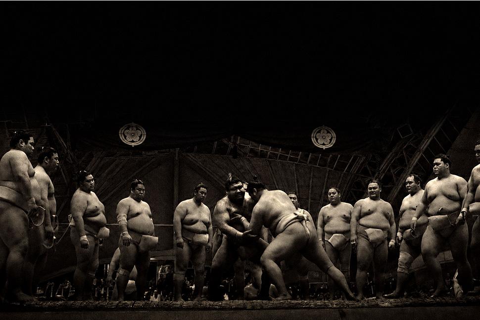Featured image Sumo Spirit Weighs Nothing a Handsome Ode