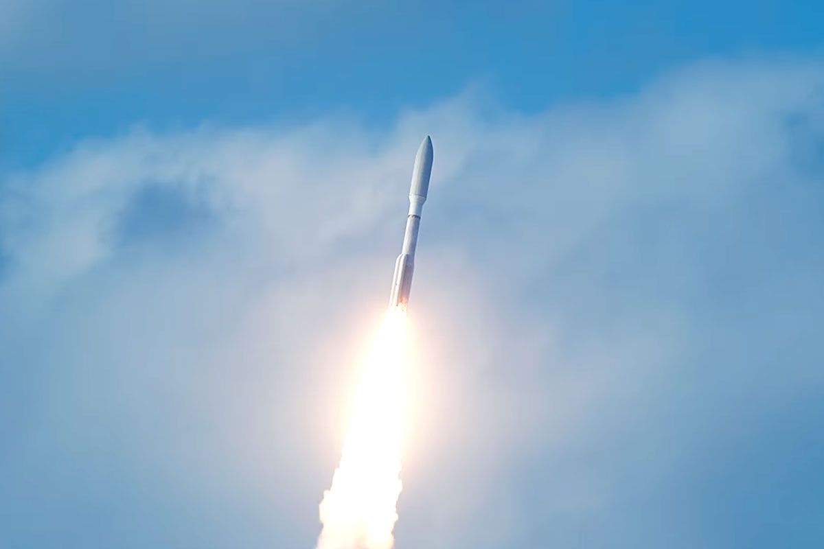 Featured image Universal Sticks and Gibneys Musk travel overseas